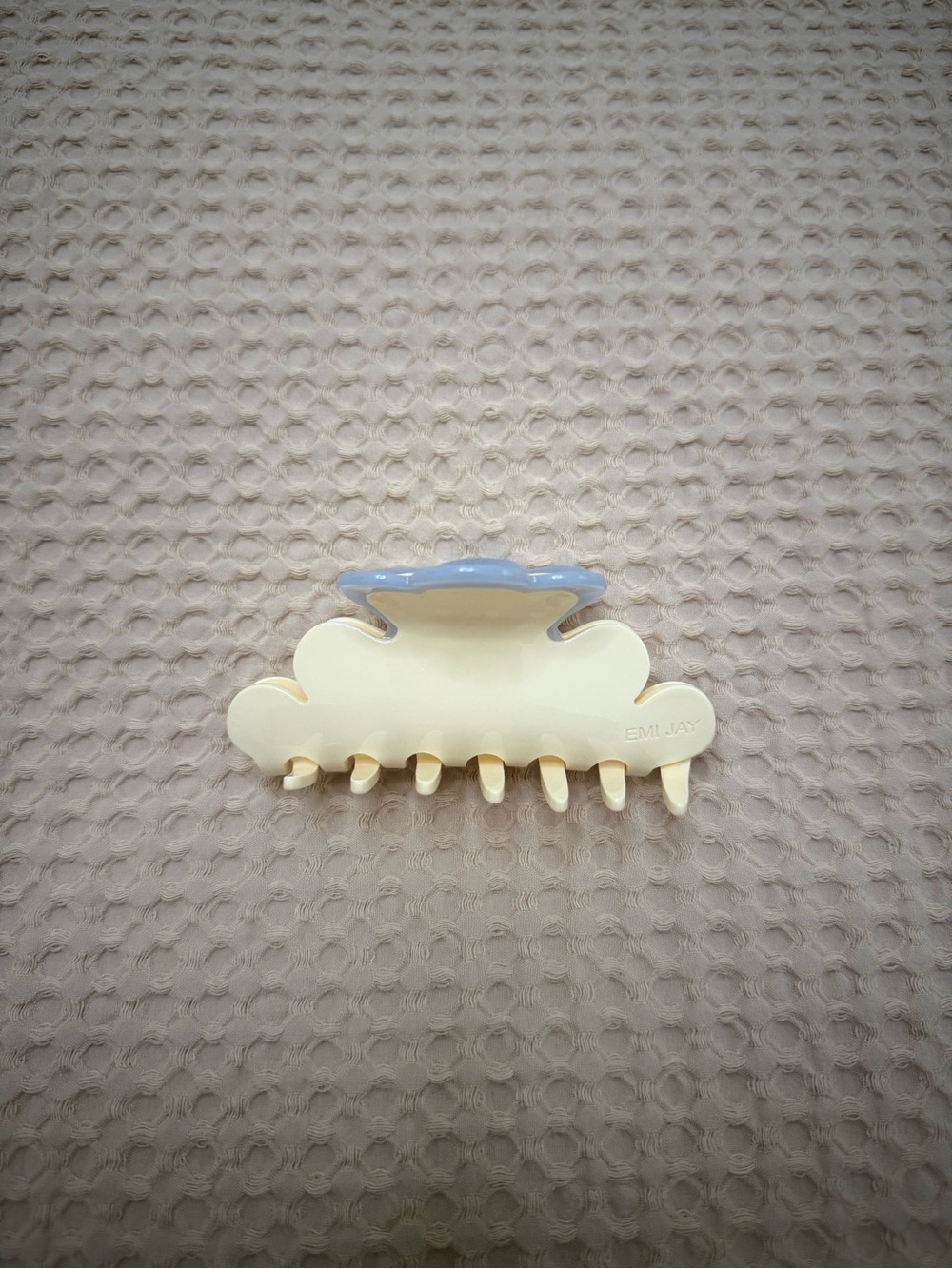 Emi Jay Cream Puff Clip - Cloud